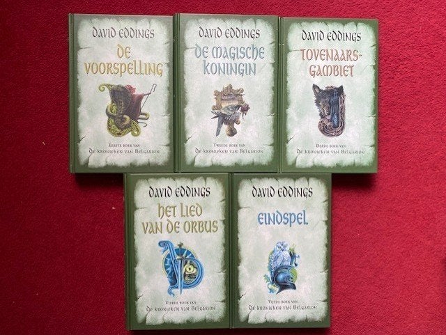 DAVID EDDINGS DE KRONIEKEN VAN BELGARION DE COMPLETE SET IN, Ophalen of Verzenden