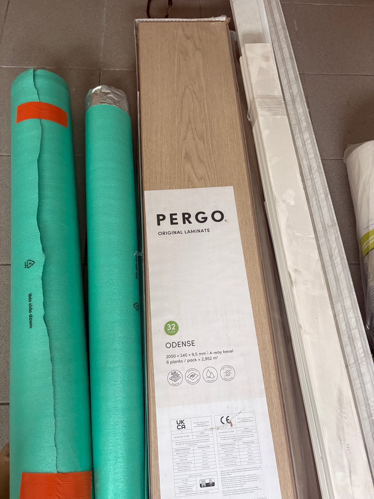 Pergo laminaat 5m² class 32 Odense eik 9,5x2050x240, Nieuw, Ophalen of Verzenden, Minder dan 5 m², 10 tot 30 cm