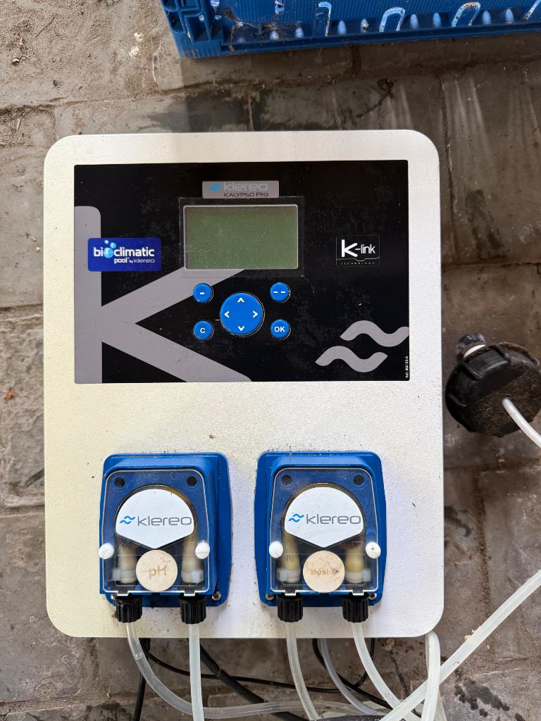 Klereo Kalypso Pro Chloor & PH dosseer systeem, Ophalen, Zo goed als nieuw, Reinigingsmiddel