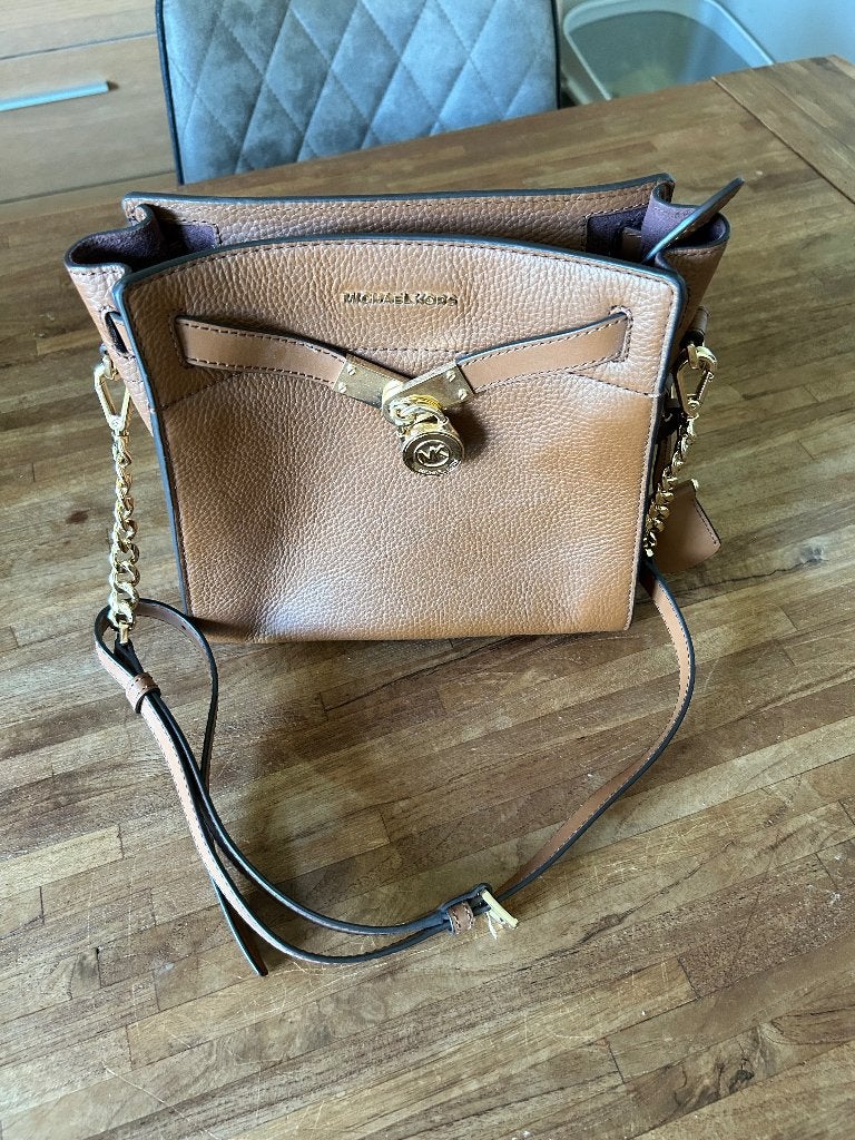Michael Kors handtas, Handtassen en Accessoires, Tassen | Damestassen, Ophalen of Verzenden, Zo goed als nieuw, Bruin, Handtas