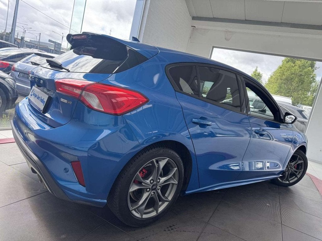 Ford Focus IV 1.0EcoBoost 155CH S&S MHEV Hybrid ST LINE PREM, Auto's, Focus, Gebruikt, Blauw, 155 pk
