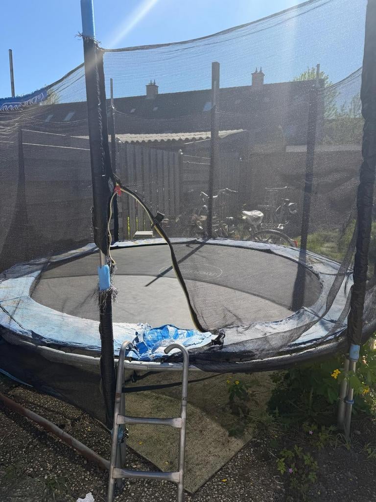 Gebruikte trampoline te koop – prima voor tuin, lage prijs, Ophalen, Gebruikt
