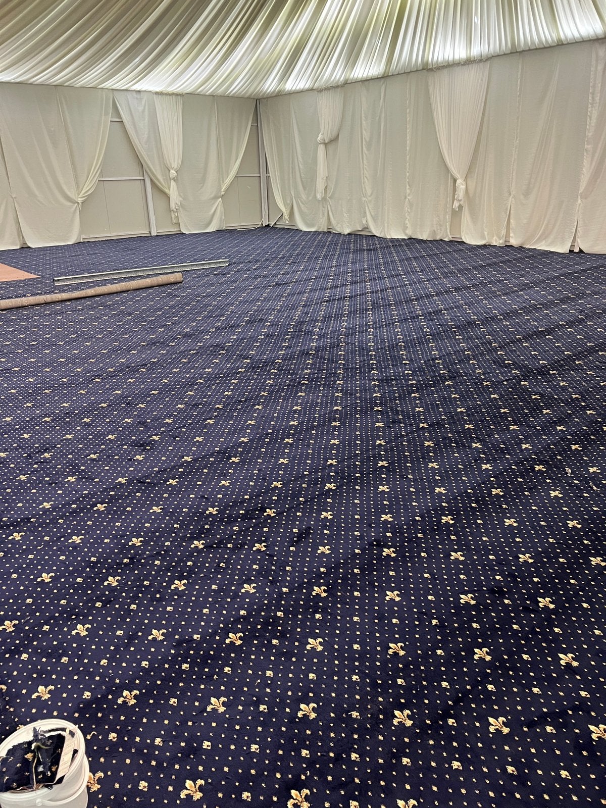 Installation de moquette dans toute la Belgique, Caravanes & Camping, Enlèvement, Comme neuf