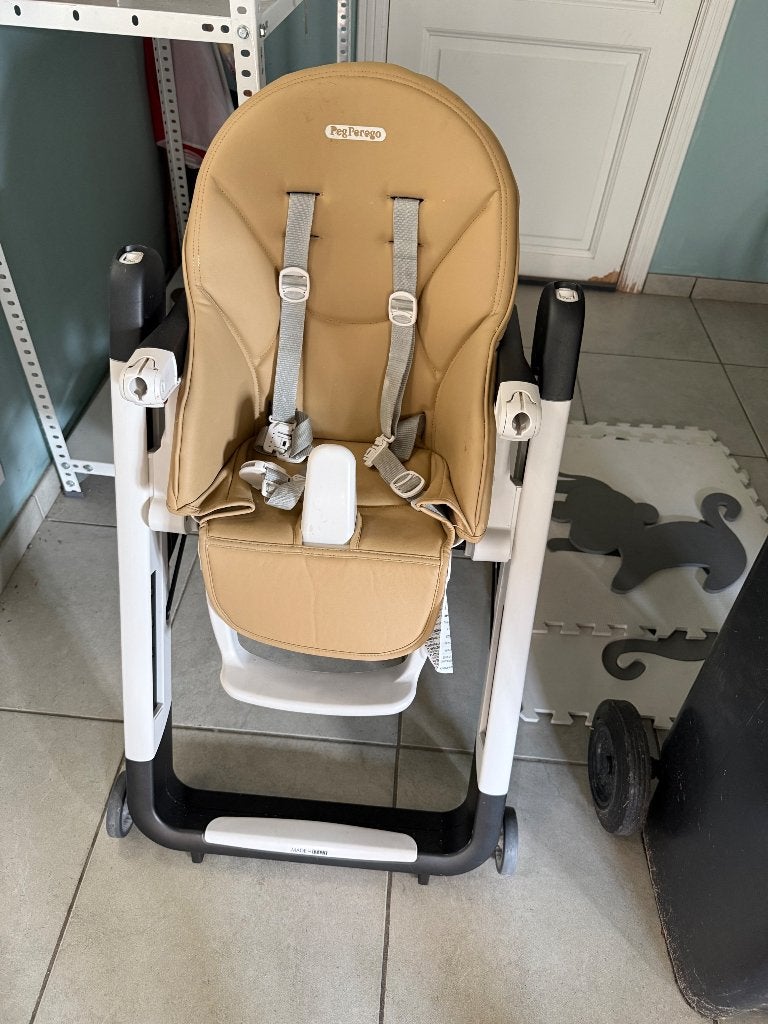 Eetstoel Peg Perego, Kinderen en Baby's, Kinderstoelen, Ophalen, Gebruikt, Inklapstoel, Gordel(s)