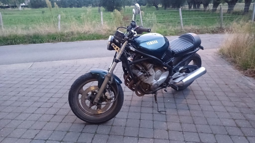 Yamaha XJ6OO, Motoren, 2 cilinders, Motorrijbewijs A, Gebruikt, Particulier