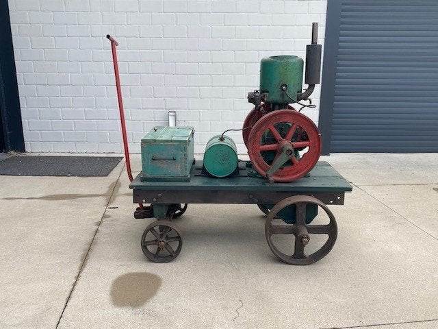 (2) MACHINE/MOTEUR STATIONNAIRE, Motos, Enlèvement, 1 cylindre, Jusqu'à 11 kW