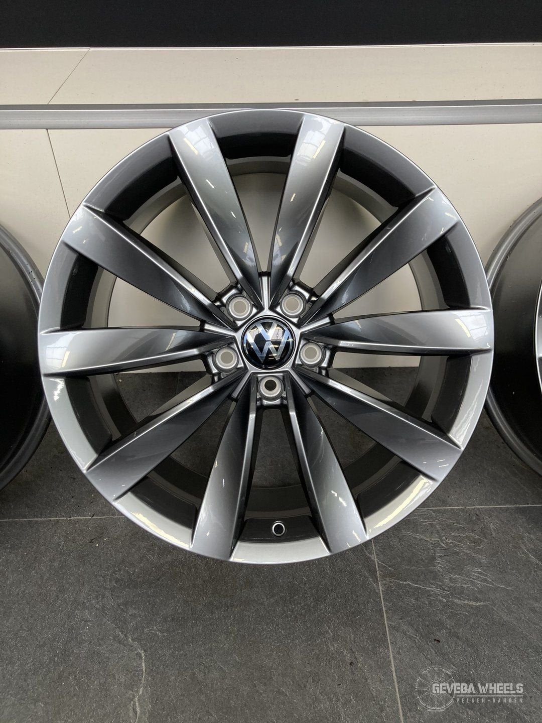 19” originele Volkswagen Passat / Arteon ‘Chennai’ velgen, Auto-onderdelen, 19 inch, Gebruikt, Velg(en), -