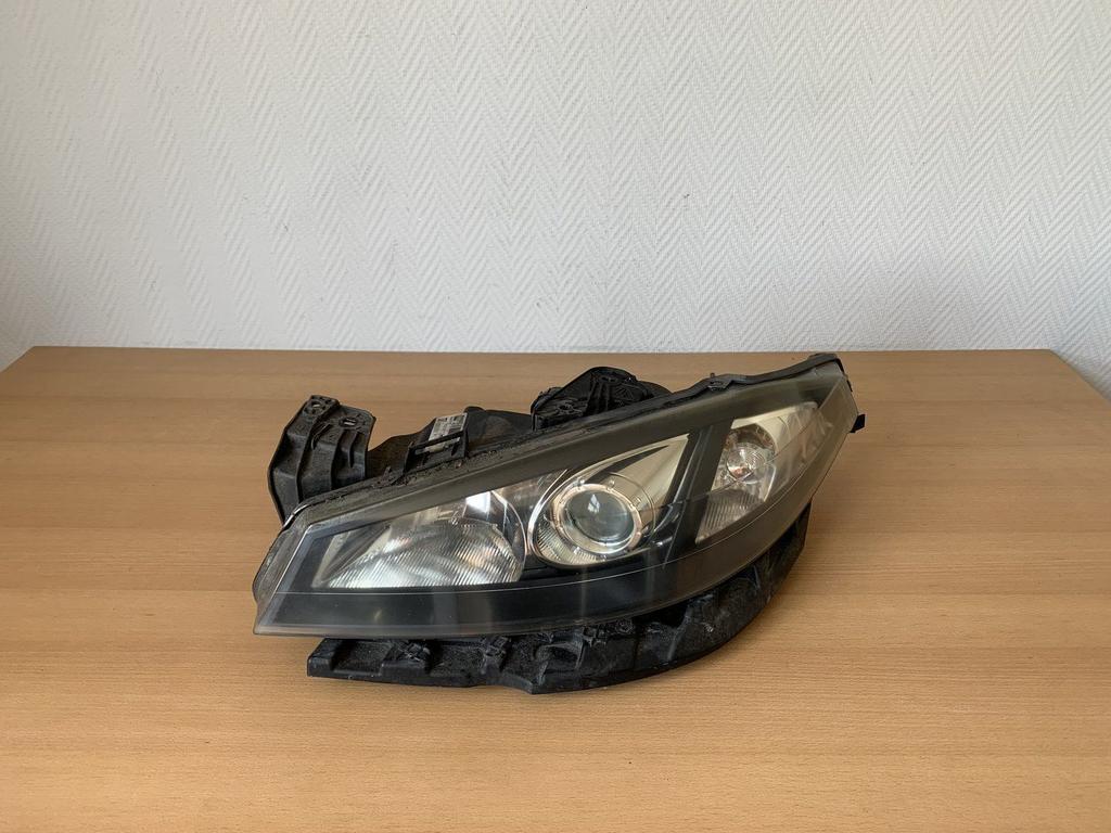koplamp Links renault laguna 2005 tot 2007 xenon 8200555905, Auto-onderdelen, Verlichting, Renault, Gebruikt, Ophalen of Verzenden