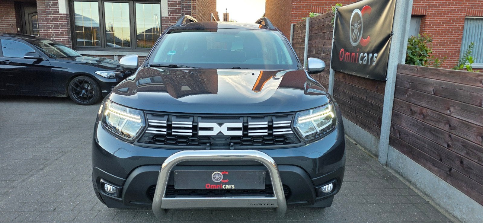 Dacia Duster Facelift 2023/1er PROPRIÉTAIRE + GARANTIE, Capteur de lumière, Argent ou Gris, Achat, Euro 6