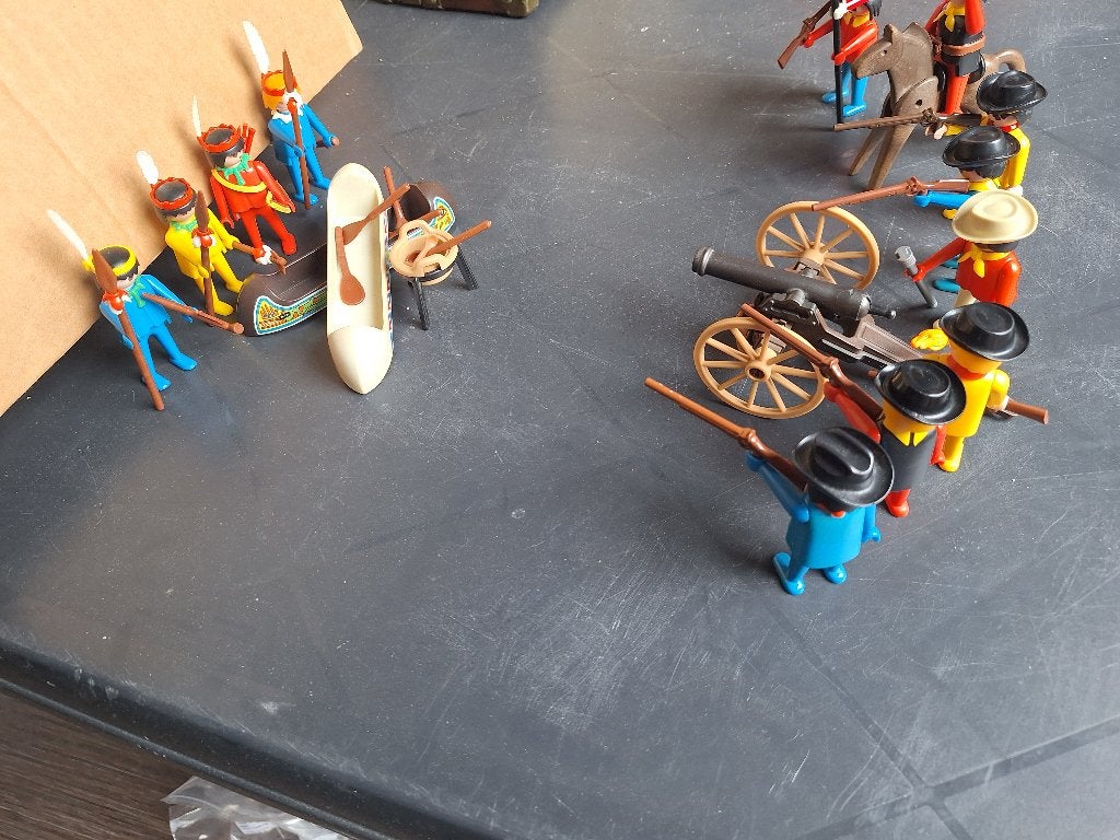 Playmobil western, Ophalen