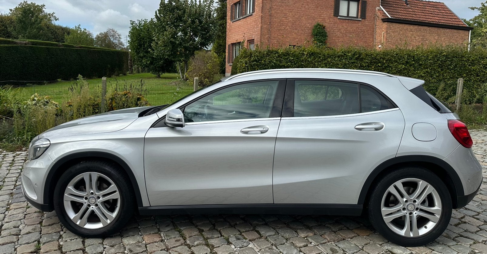 Mercedes-Benz GLA 2.2 diesel euro 6 automaat 86.000km, Autos, 100 kW, Argent ou Gris, Euro 6, Entretenue par le concessionnaire