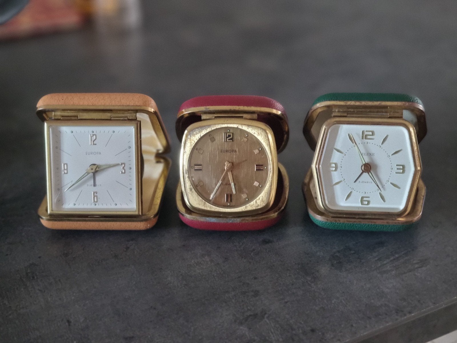 Lot de 3 horloges portables, Enlèvement ou Envoi