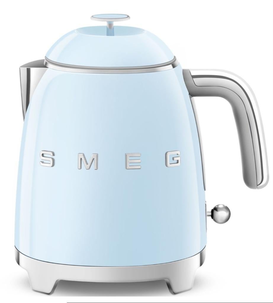 Smeg Waterkoker, Elektronische apparatuur, Waterkokers, 1 tot 2 liter, Ophalen, Zo goed als nieuw