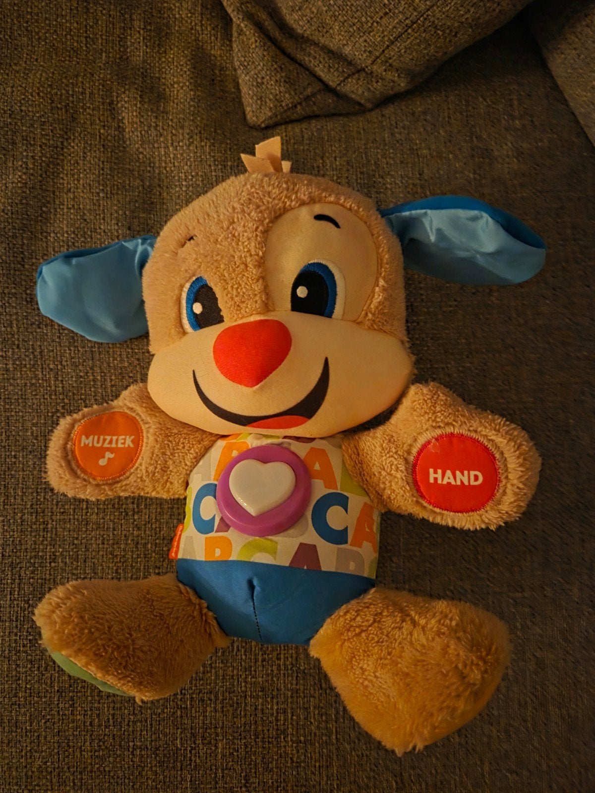 Fisher-Price Leerplezier Puppy Interactieve Muzikale Knuffel, Kinderen en Baby's, Ophalen, Gebruikt, 6 maanden tot 2 jaar