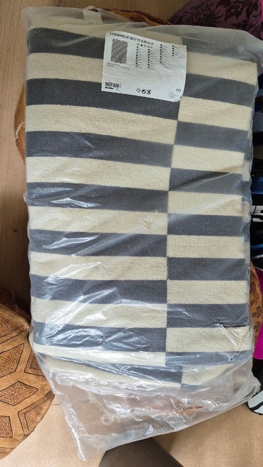 Tapijt Stockholm IKEA 3m50 op 2m50. Nieuw!, Huis en Inrichting, Ophalen, Nieuw, 5 tot 10 m², Tapijt