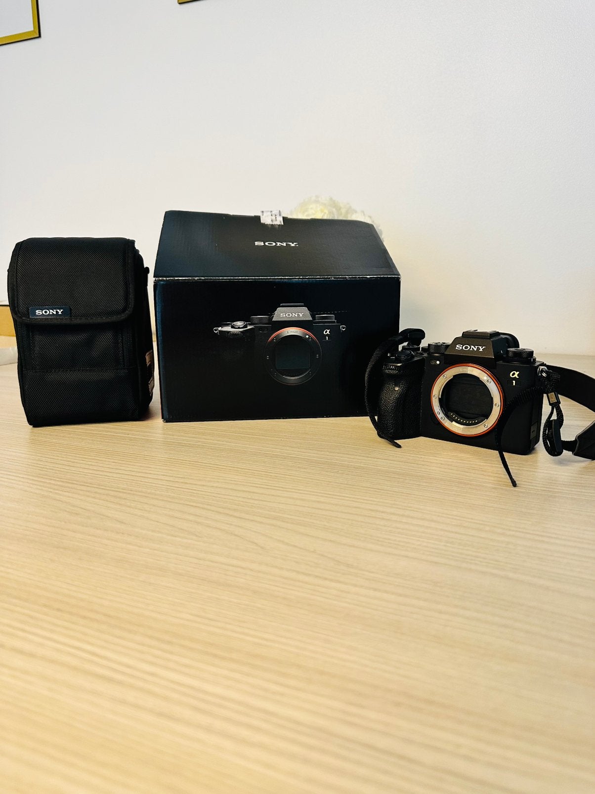 Sony A1 gloednieuw, Ophalen of Verzenden, Zo goed als nieuw