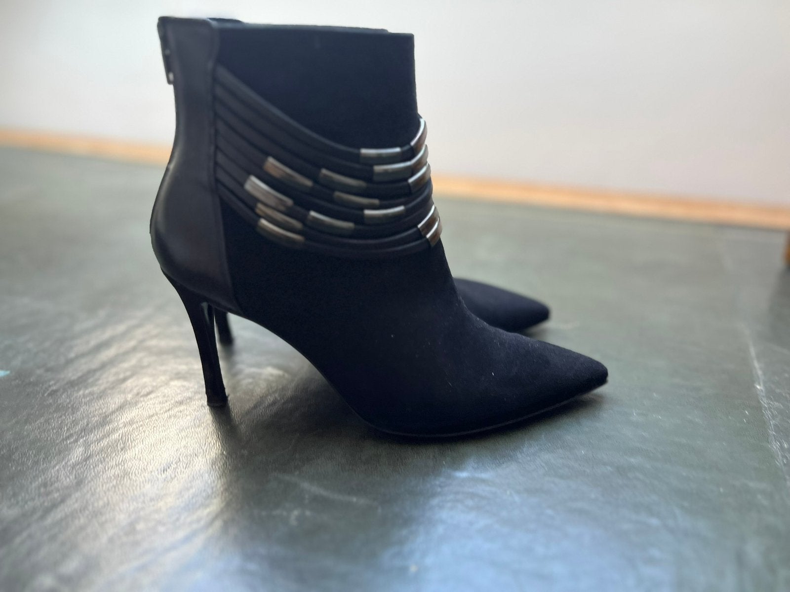 Enkellaarsjes Guglielmo Rota, Kleding | Dames, Ophalen of Verzenden, Zo goed als nieuw, Zwart