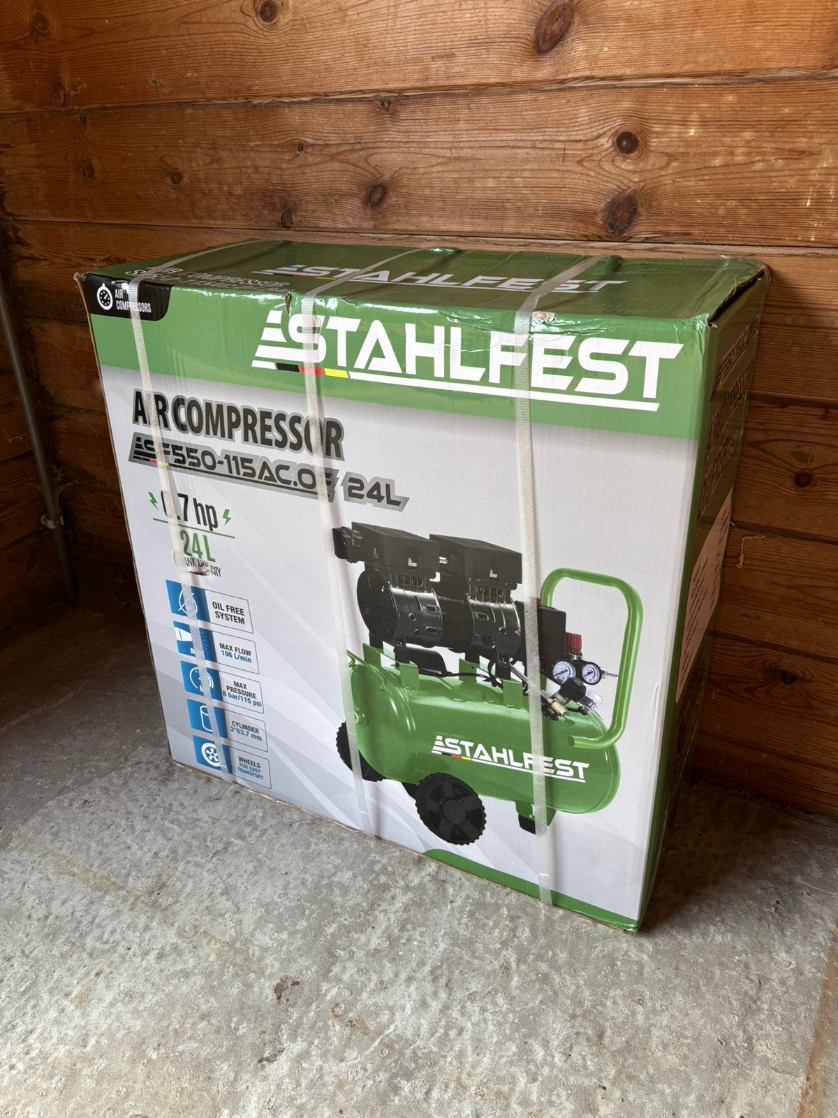 Stahlfest Compressor, Bricolage & Construction, Compresseurs, Neuf, Moins de 25 litres, Moins de 200 litres/min, Enlèvement