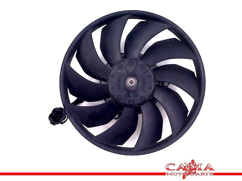 VENTILATEUR Honda VFR 1200 F (VFR1200 + DCT) (01-1970/-), Dhr. S. di Majo, Utilisé, Info@cama-motorparts.nl, P.J. Troelstraweg 8 8
3144 CX  MAASSLUIS, NL