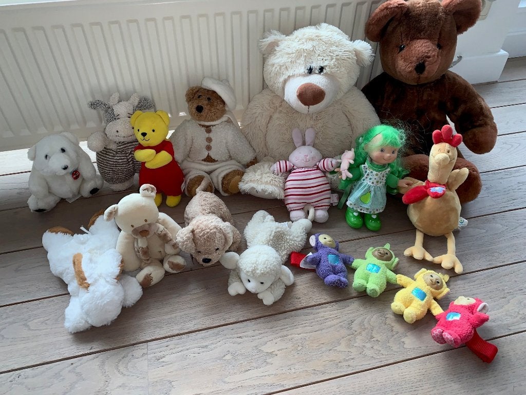 PELUCHES (44) neuves, Enfants & Bébés, Jouets | Peluches, Comme neuf, Enlèvement ou Envoi