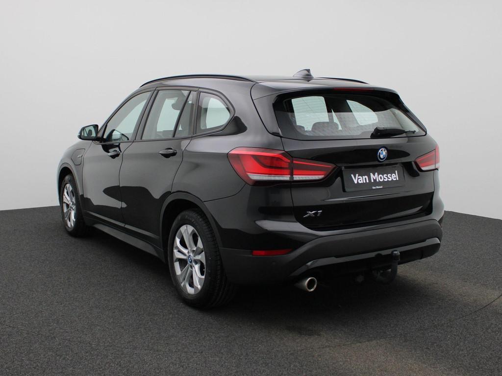 BMW X1 xDrive25e TREKHAAK | LEDER | LED, Auto's, https://public.car-pass.be/vhr/82845f72-117c-4029-9c8f-35170051f2ce, Stof, Gebruikt