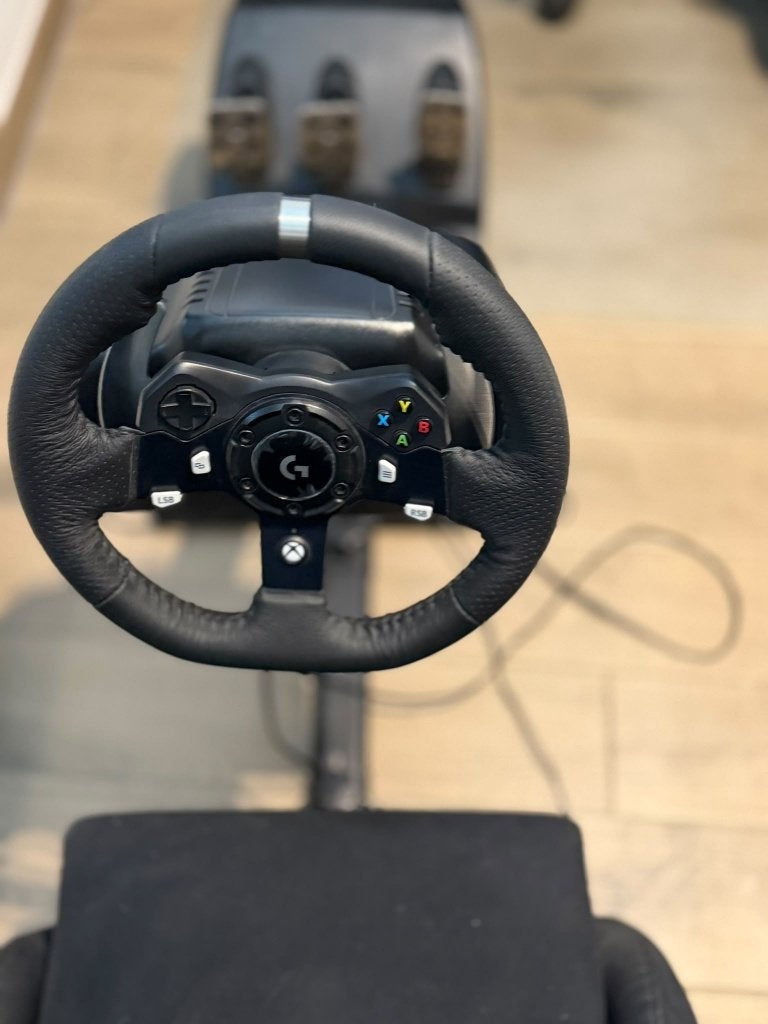 logitech g920 pc/Xbox , PLAYSEAT EVOLUTION SEAT & FLOOR MAT, Games en Spelcomputers, Ophalen, Zo goed als nieuw, Stuurtje of Sportattribuut