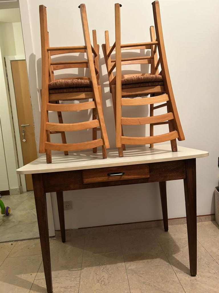 Table + 4 chaises, Enlèvement, Utilisé