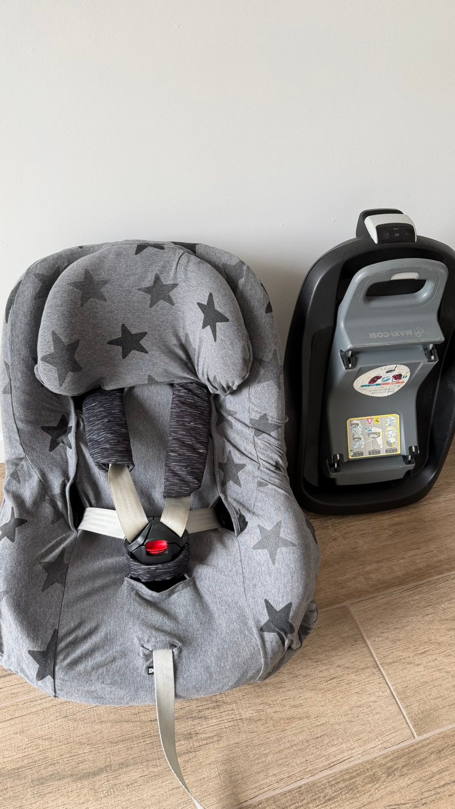 Maxi Cosi Pearl + basis FamilyFix + hoes, Kinderen en Baby's, Ophalen, Verstelbare rugleuning, 9 t/m 18 kg, Zo goed als nieuw
