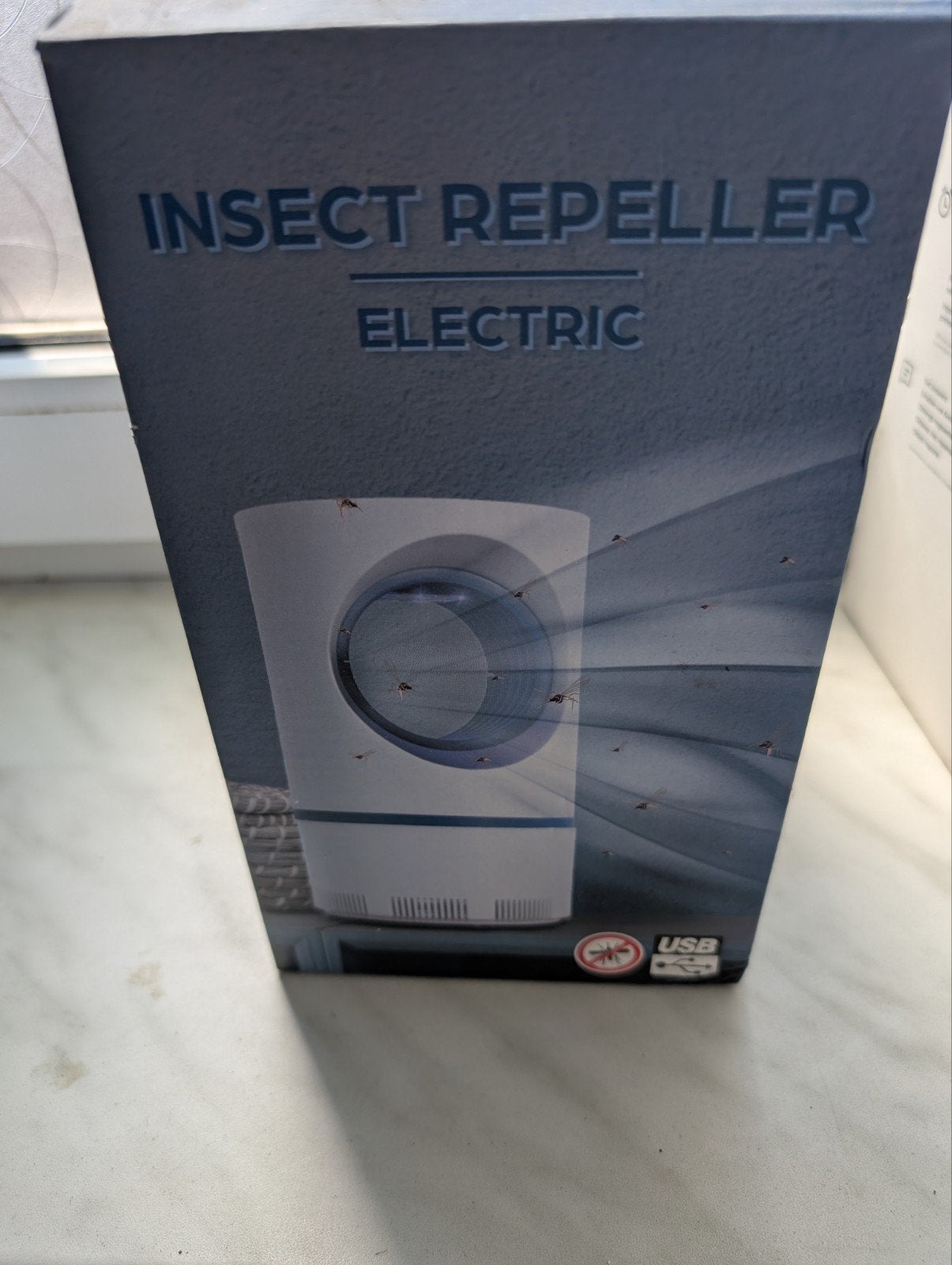 Nieuwe insectenstofzuiger voor op tafel, Verzenden