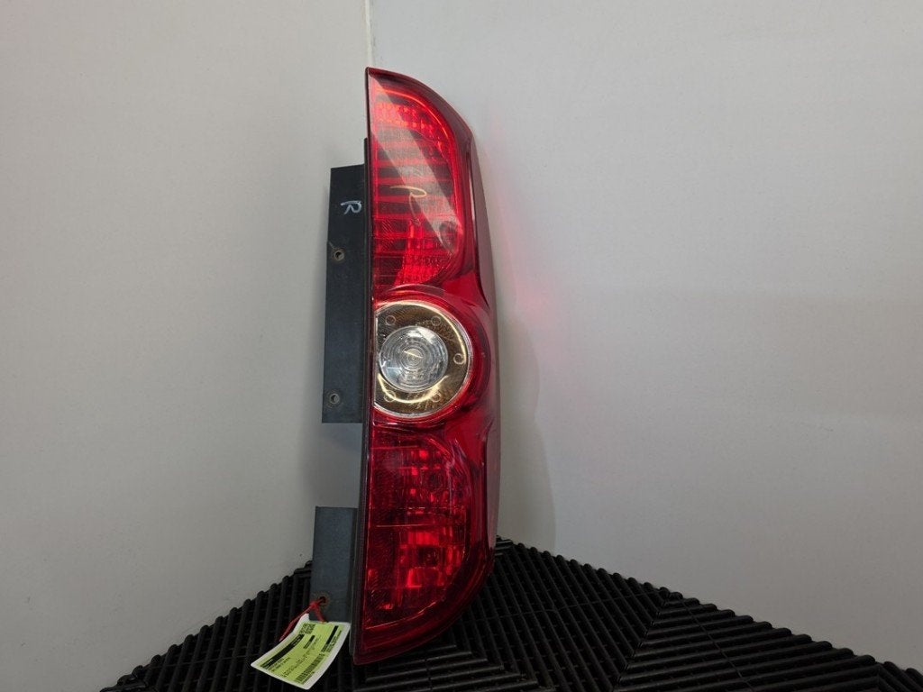 FEU ARRIÈRE DROIT Opel Combo (01-2012/12-2018) (|95513785|), Opel, Opel Automobile GmbH, Utilisé, Kontakt-opel@opel.com