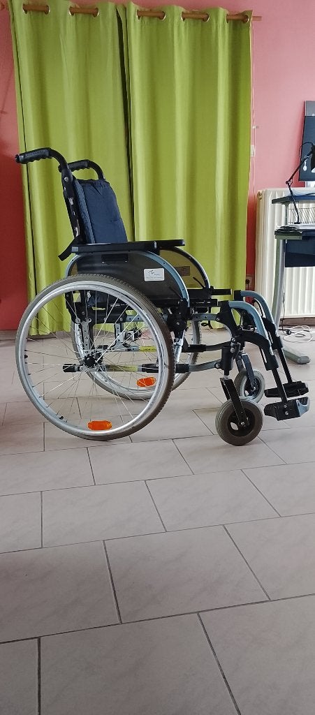 Chaise roulante manuelle PMR, Diversen, Ophalen, Inklapbaar, Zo goed als nieuw, Handbewogen rolstoel