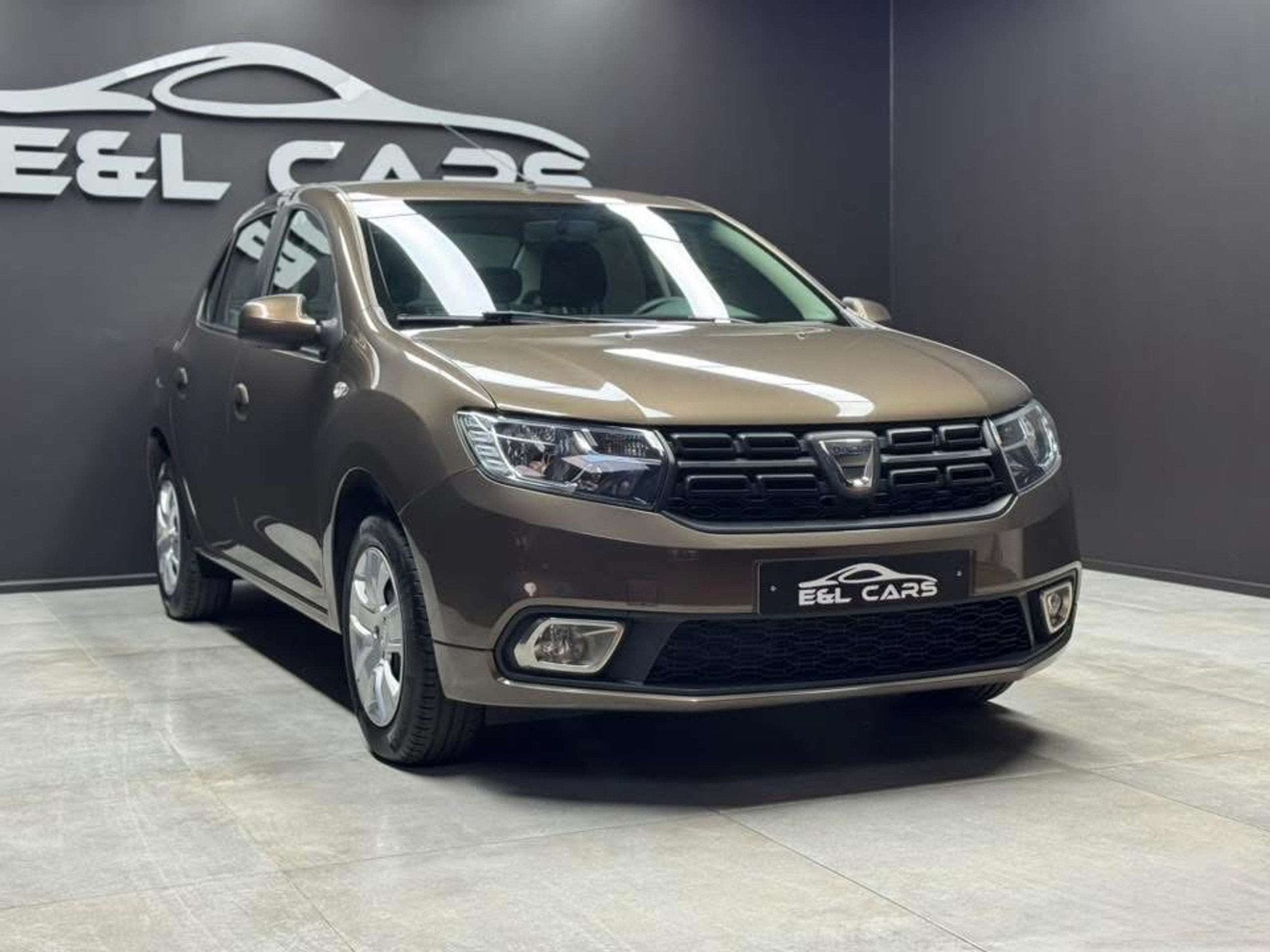 Dacia Logan Logan 1.0i SCe *12 mois de garantie* (bj 2019), Auto's, Dacia, 4 deurs, Stof, Gebruikt, Logan