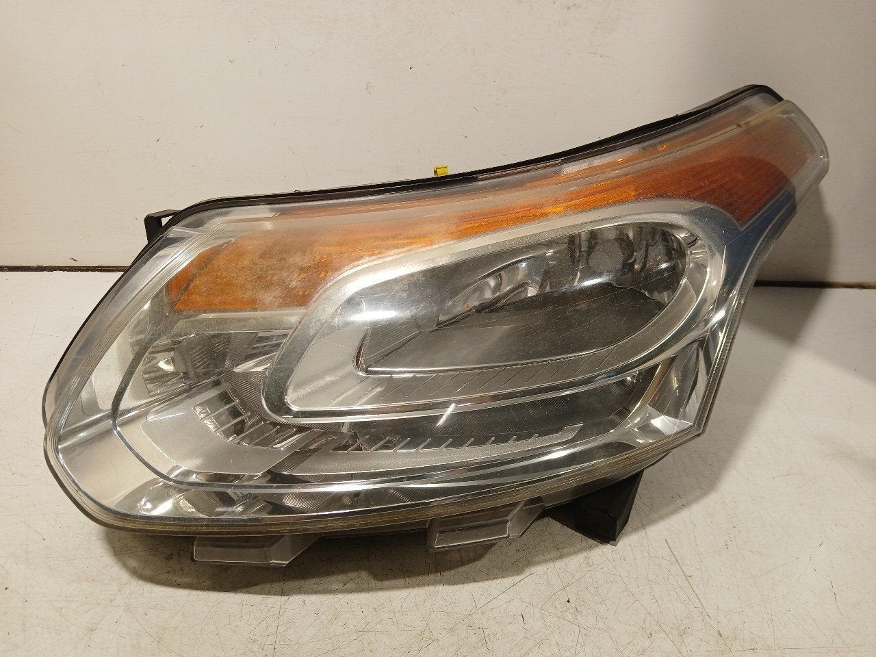Koplamp links Citroën C3, Onderdelen@venauto.nl, Van der Ven Autorecycling B.V., Gebruikt, Ettenseweg 76, 4706 PB Roosendaal, The Netherlands