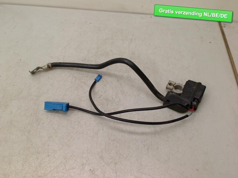 ACCU ZEKERING MASSA BMW 1 serie (E87 / 87N) (61129164355), Dhr. R. de Gouw, Utilisé, Info@123Parts.nl, De Bloemendaal 21 21
5221 EB  'S HERTOGENBOSCH, NL