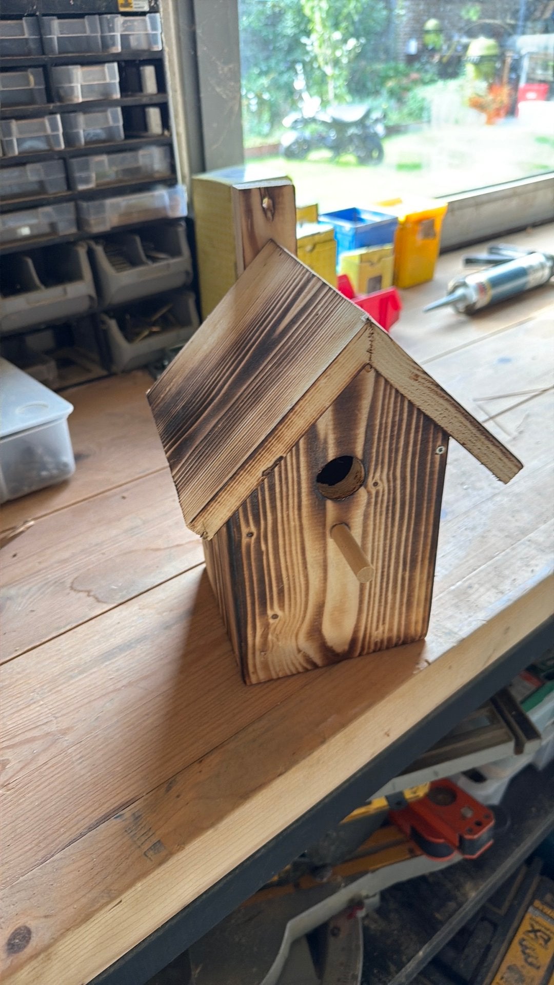 Houten vogelhuisje – handgemaakt en gebrand, Ophalen, Zo goed als nieuw