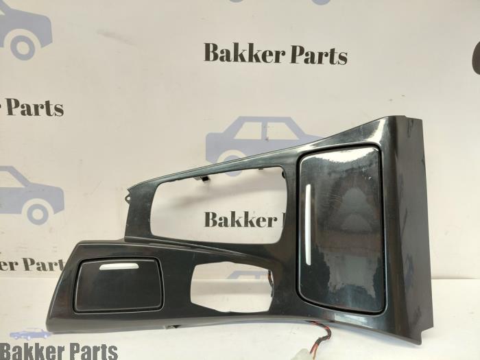 Console centrale d'un BMW 5-Serie, -, -, 3 mois de garantie, Utilisé