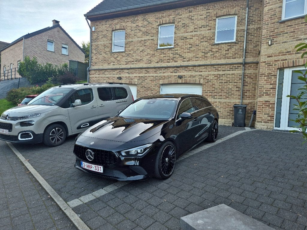 Mercedes CLA 180d Shooting Brake, Auto's, CLA, Stof, Zwart, Zwart