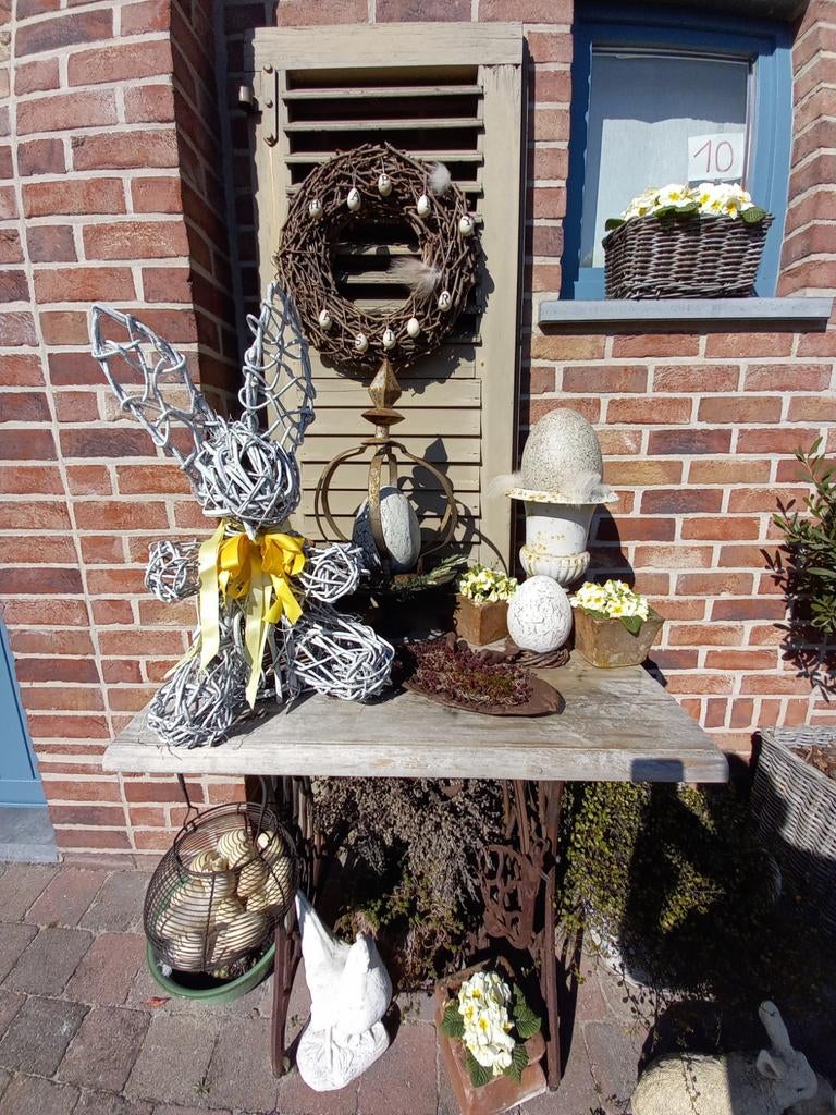 Groot rotan konijn 63cm hoog, Ophalen