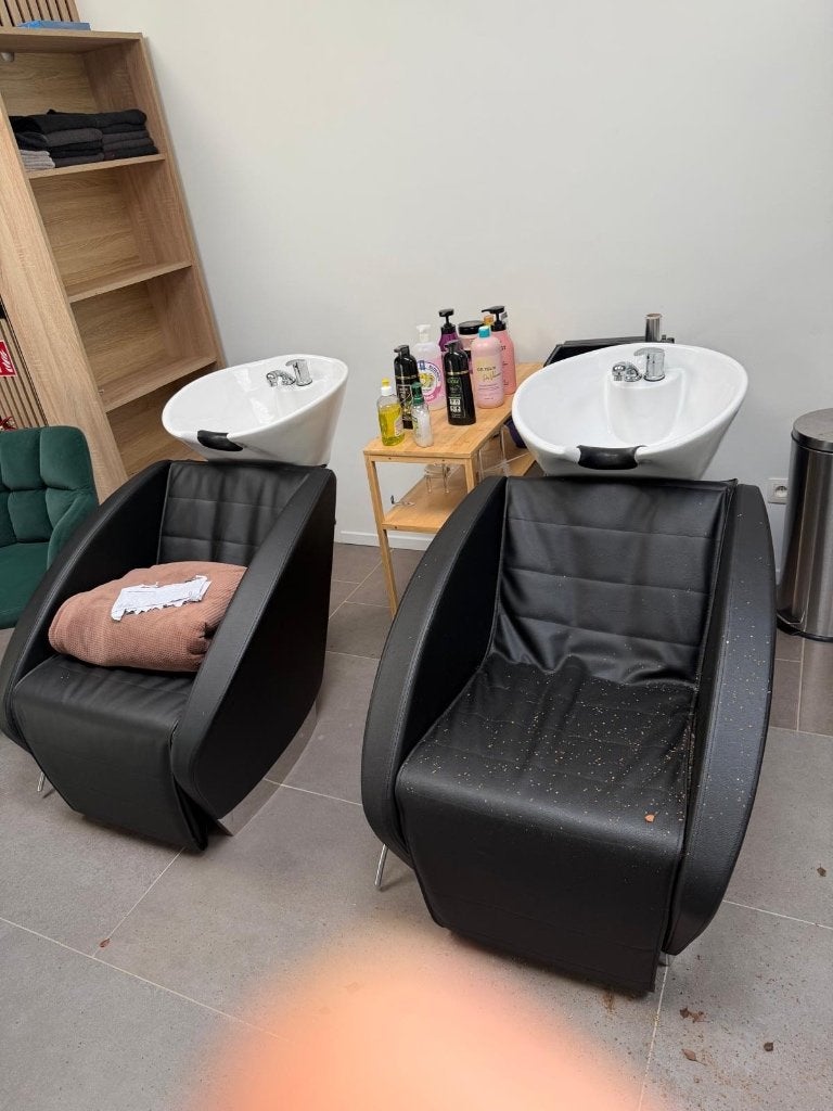 hoofdwasmachinestoel voor kappers, Ophalen, Zo goed als nieuw, Zwart, Hardcase