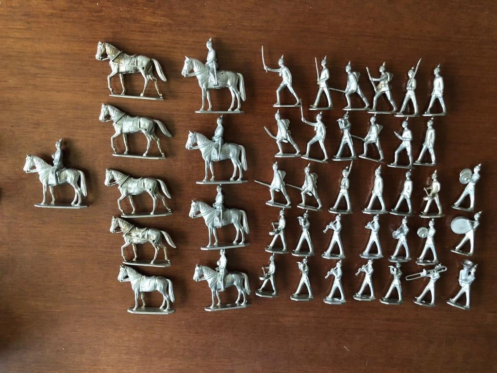 Verzameling tinnen soldaten en paarden, Ophalen, Nieuw