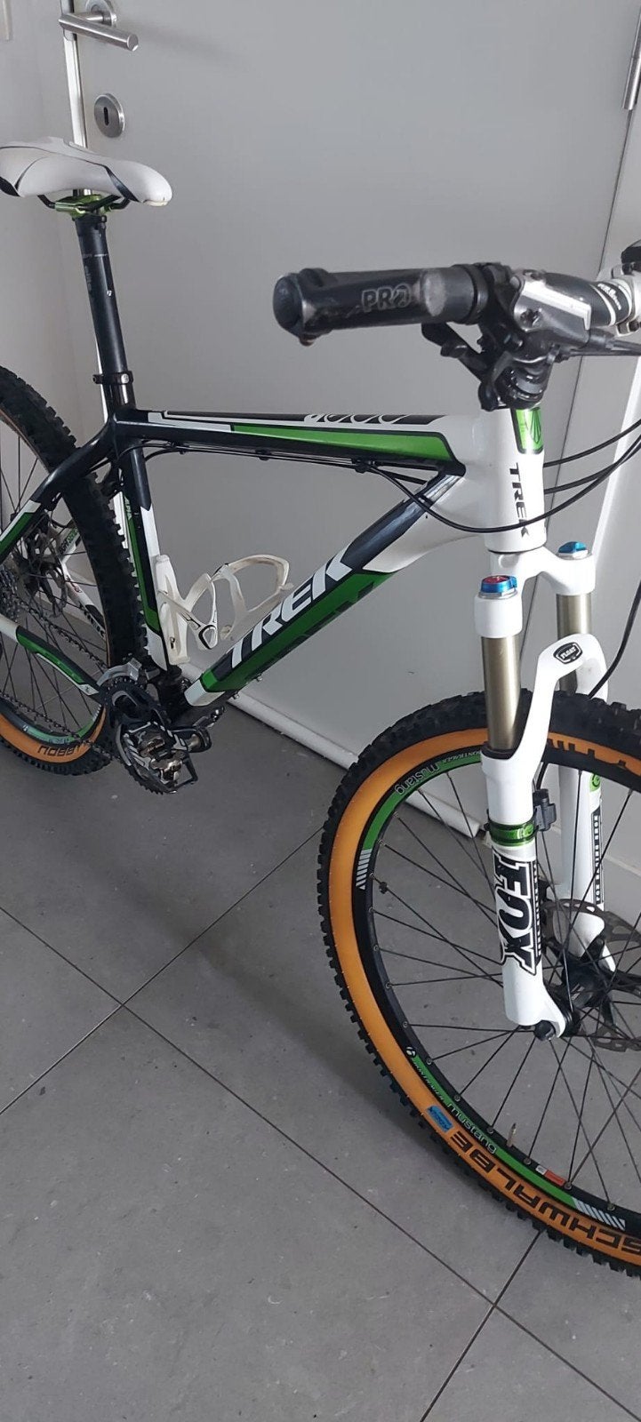 mountainbike trek 2y inch, Vélos & Vélomoteurs, Vélos | Hommes | Vélos de sport & Vélo de randonnée, Enlèvement ou Envoi