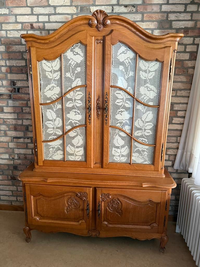 Vitrinekast met wit doorkijk glas, handmatig Baten  Bocholt, Ophalen, Zo goed als nieuw, Glas