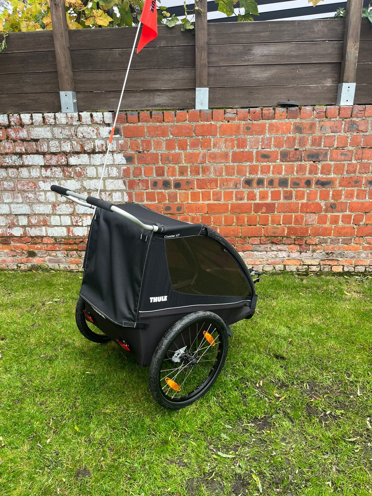 Thule Fietskar, Coaster 2 XT, black, Enlèvement, Comme neuf, Remorque pour enfant, Pliable