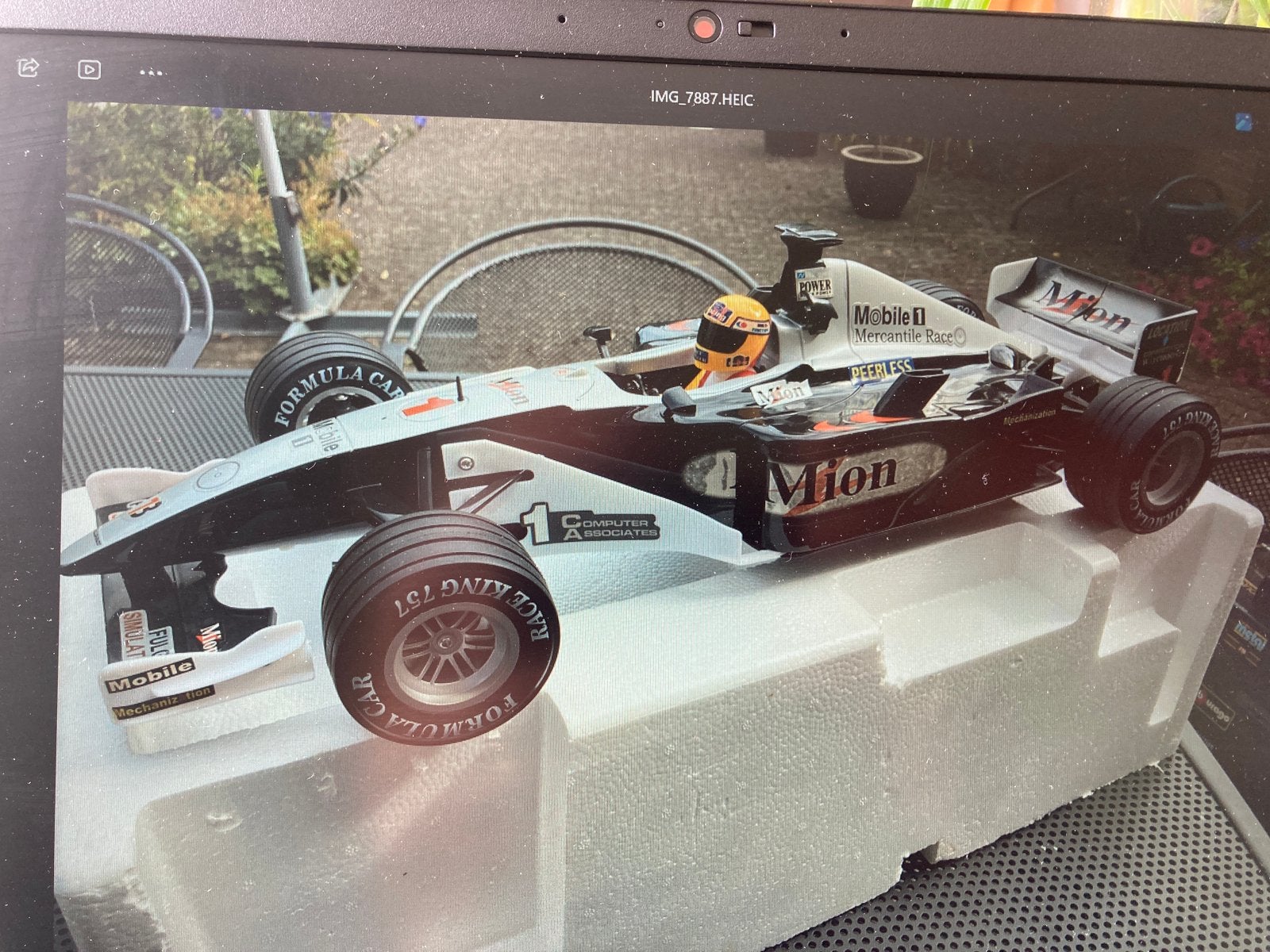 Bestuurbare ( antenne) F1 auto . Schaal 1:8 ., Ophalen of Verzenden, Zo goed als nieuw, 1:5 t/m 1:8, Auto