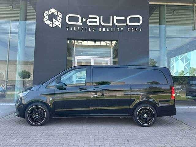Mercedes-Benz Vito 116d Aut L2 Dubbel Cabine / MBUX+ / Cam, Auto's, Automaat, Zwart, https://public.car-pass.be/vhr/2cec7936-4eca-4df0-877f-60a0e11e4a45