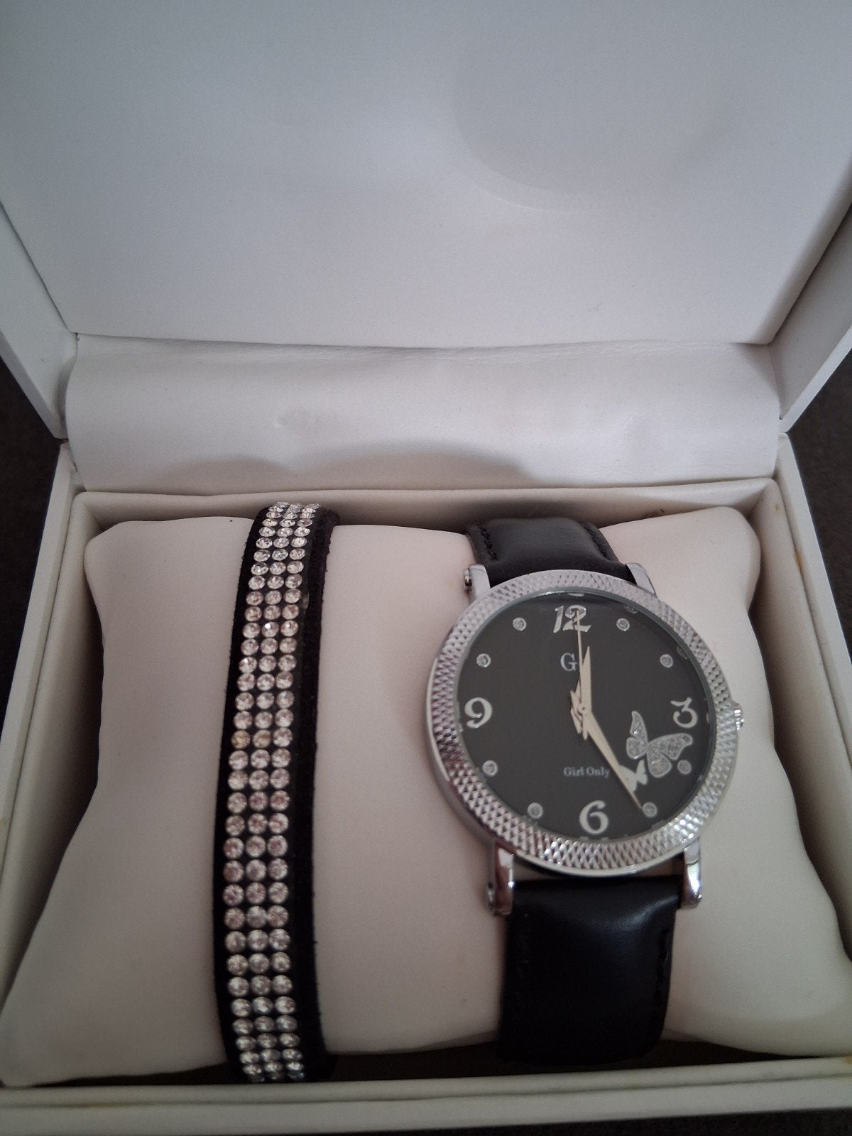 dameshorloge en armband, Bijoux, Sacs & Beauté, Montres | Femmes, Montre-bracelet, Autres marques, Enlèvement ou Envoi, Cuir