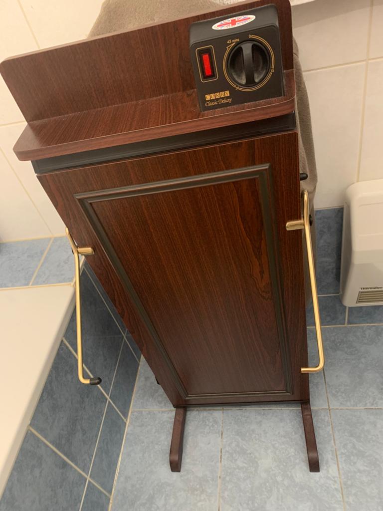 Elektrische Kamer knecht, Ophalen