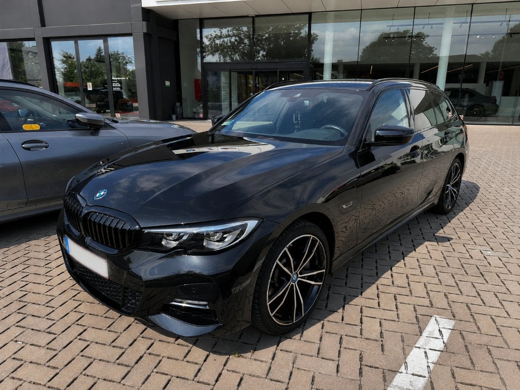 BMW 330e xDrive, Auto's, BMW, Particulier, 3 Reeks, 4x4, ABS, Achteruitrijcamera, Adaptieve lichten, Adaptive Cruise Control, Airbags