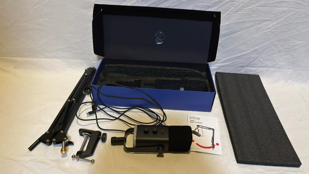 Fifine AM8T Gaming Microfoon! Met RGB Lichten! Alles Er Bij!, Musique & Instruments, Microphones, Enlèvement ou Envoi, Comme neuf