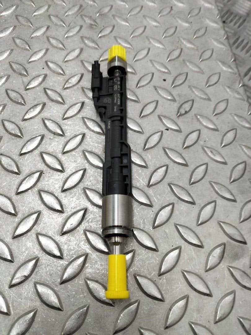 BMW X5 BRANDSTOF INJECTOR / VERSTUIVER 2016, Ophalen of Verzenden, Gebruikt, Stiba lid
